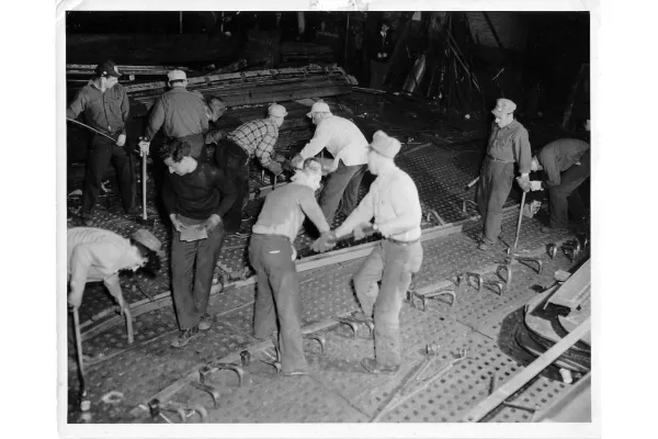 BIW workers