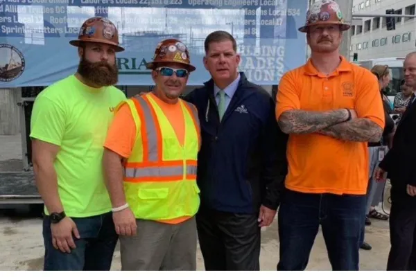 from_left_to_right_laborers_escaping_addiction_now_peer_support_specialist_jon_ashwell_marc_lyle_labor_secretary_marty_walsh_glenn_troy.-2.jpg